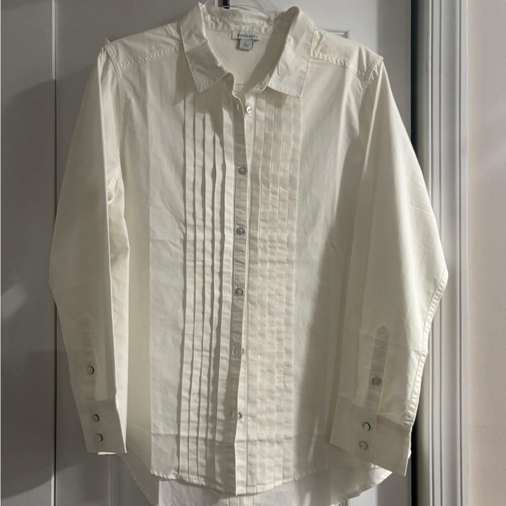 Classic White women’s Sundance shirt